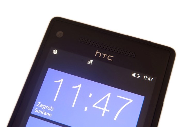 HTC W8X (13).jpg